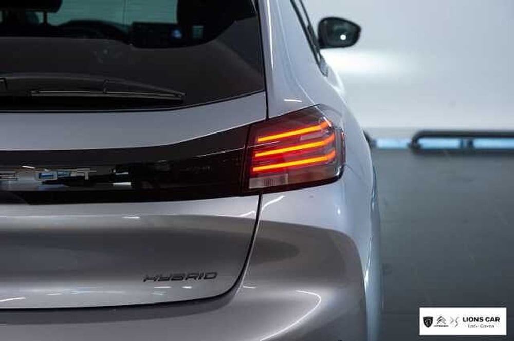 Peugeot 208 nuova a Lodi (6)