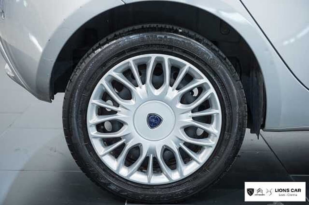 Lancia Ypsilon usata a Lodi (7)