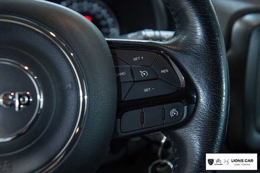 Jeep Renegade usata a Lodi (15)