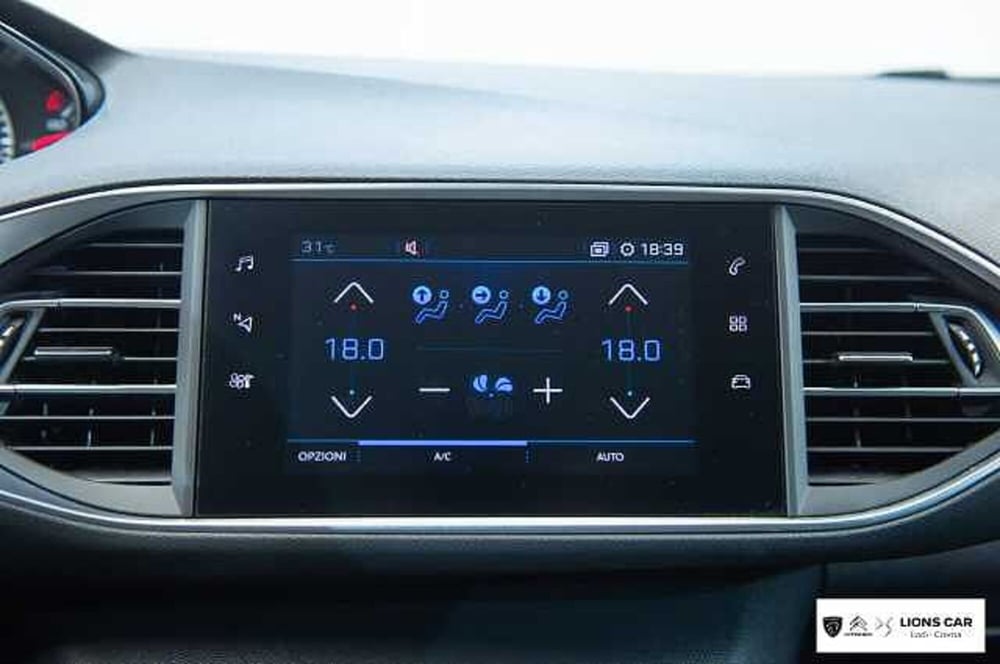 Peugeot 308 usata a Lodi (18)