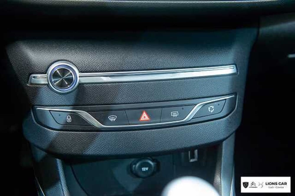 Peugeot 308 usata a Lodi (19)