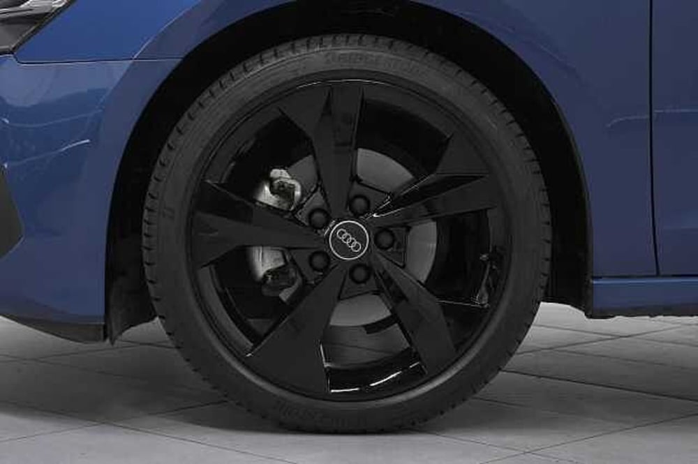 Audi A3 Sportback usata a Como (12)