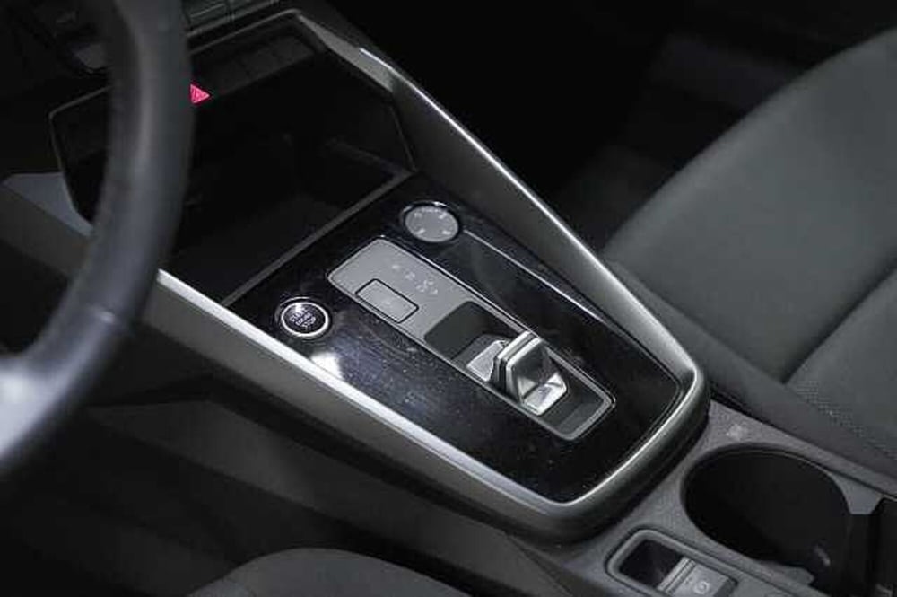 Audi A3 Sportback usata a Como (18)
