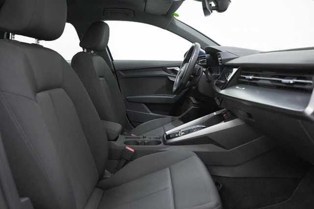 Audi A3 Sportback usata a Como (8)