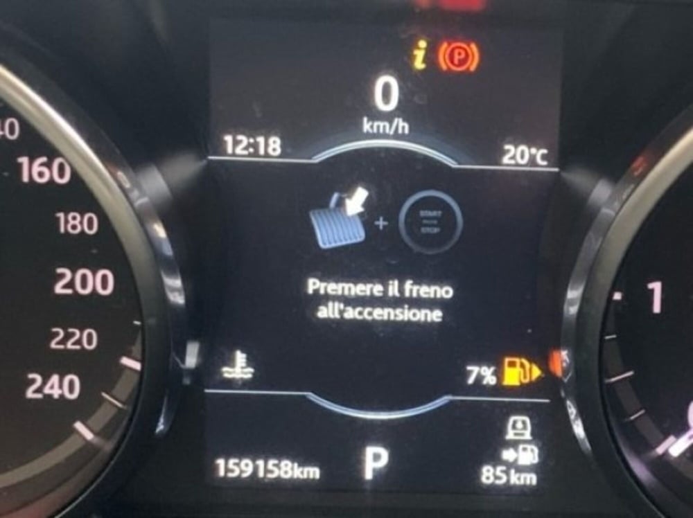 Land Rover Discovery Sport usata a Livorno (9)