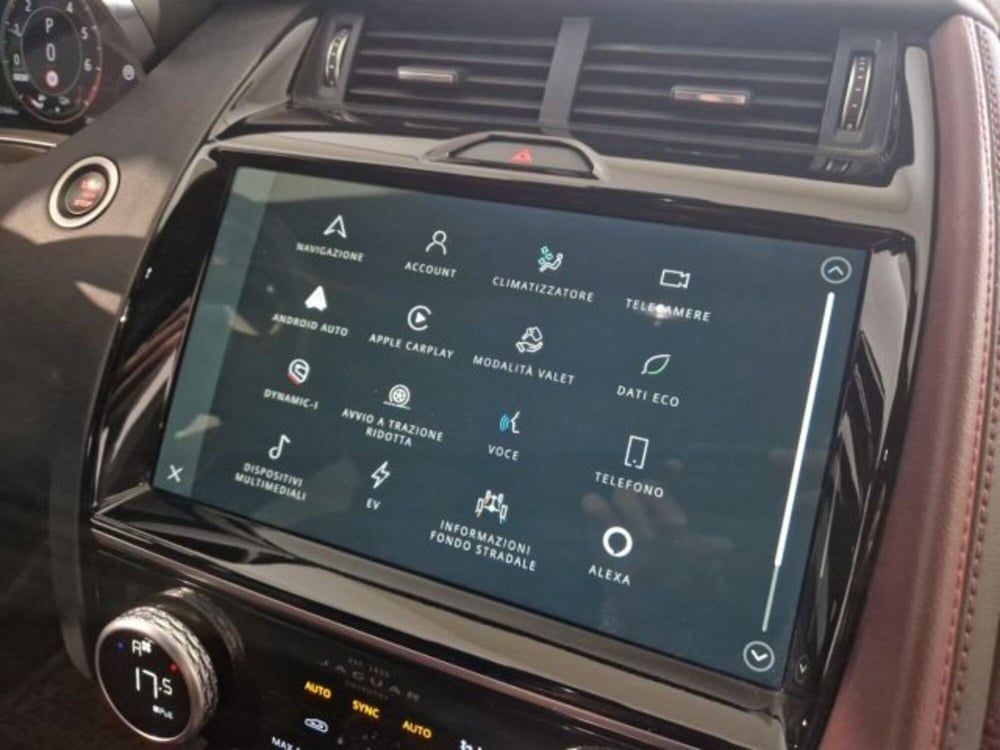 Jaguar E-Pace usata a Livorno (20)