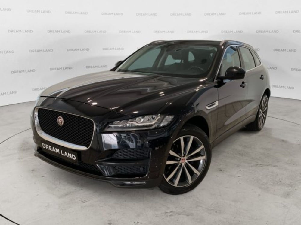 Jaguar F-Pace usata a Livorno (18)