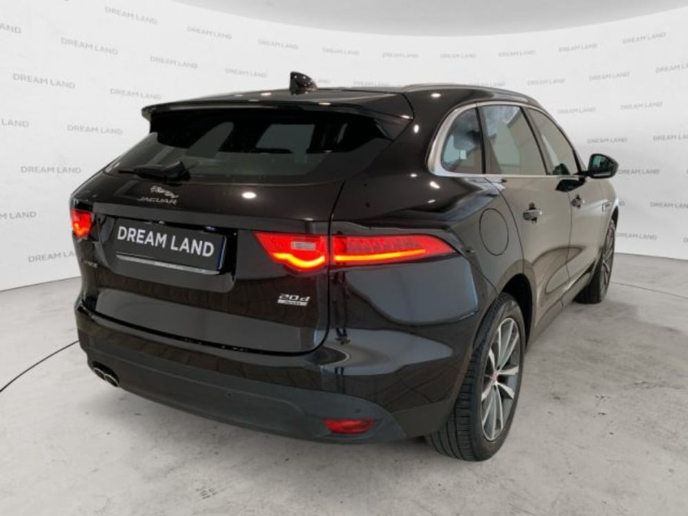 Jaguar F-Pace usata a Livorno (6)