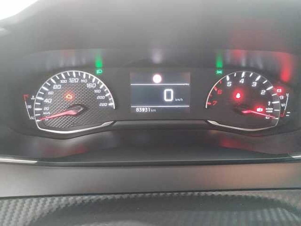 Peugeot 208 usata a Lecce (10)