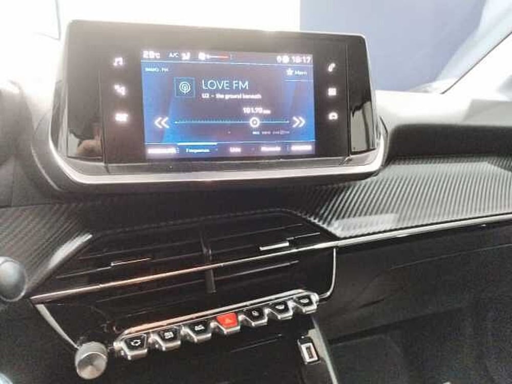 Peugeot 208 usata a Lecce (11)
