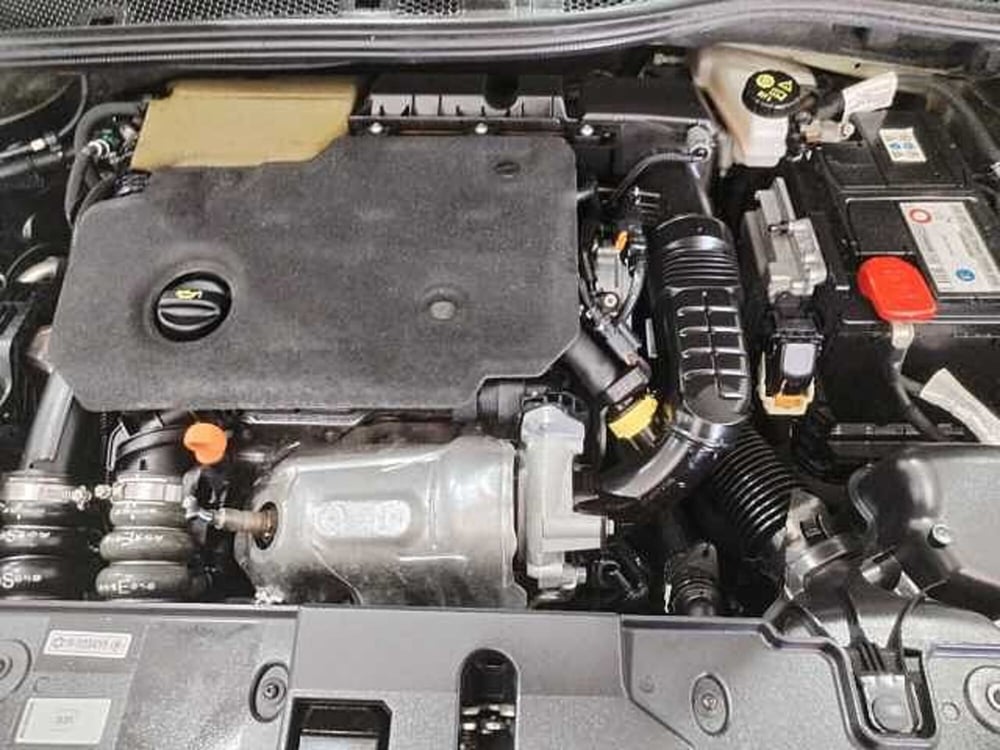 Peugeot 208 usata a Lecce (17)