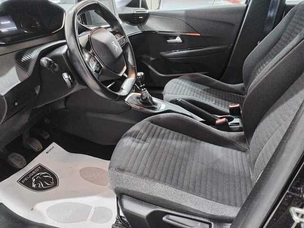 Peugeot 208 usata a Lecce (6)
