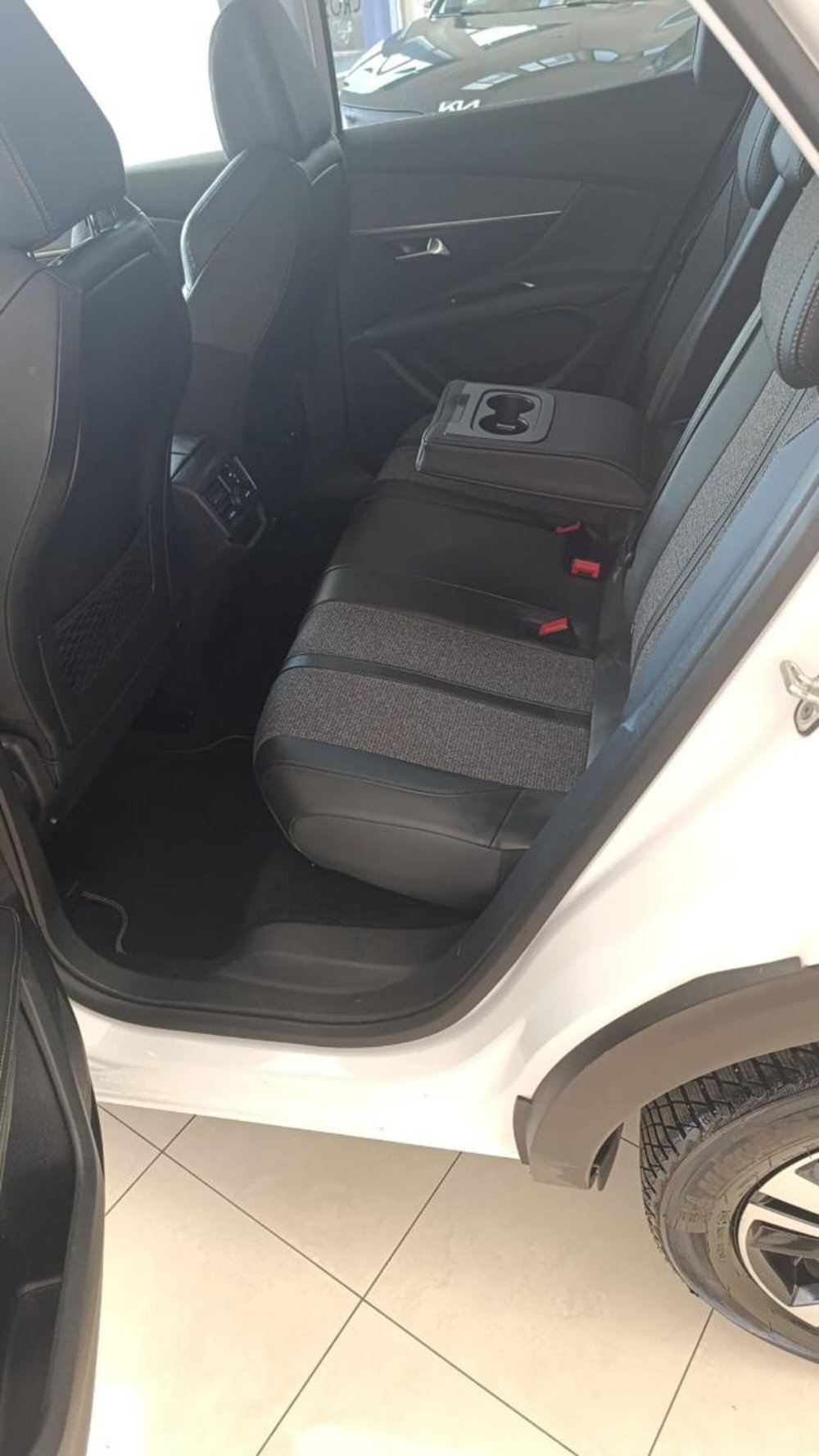 Peugeot 3008 usata a Salerno (8)