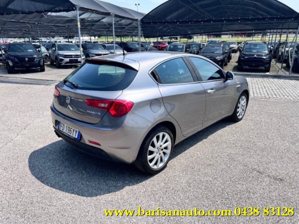 Alfa Romeo Giulietta usata a Treviso (3)