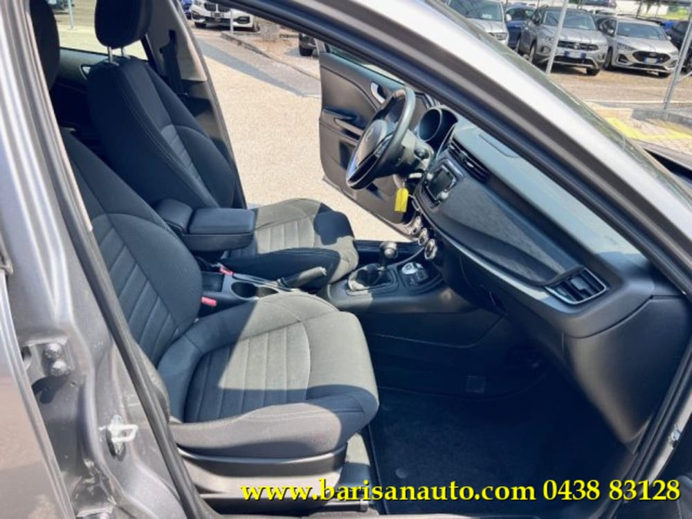 Alfa Romeo Giulietta usata a Treviso (6)