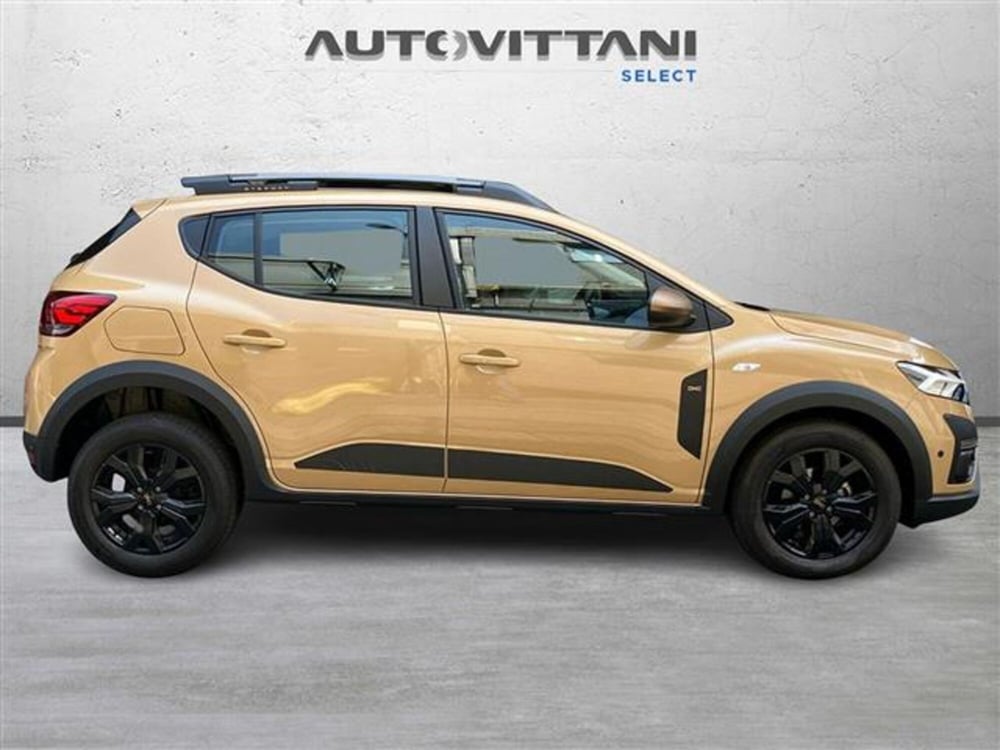 Dacia Sandero Stepway nuova a Como (5)