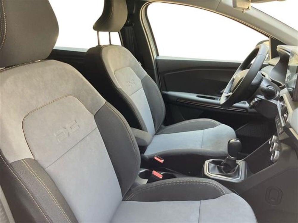 Dacia Jogger nuova a Como (8)