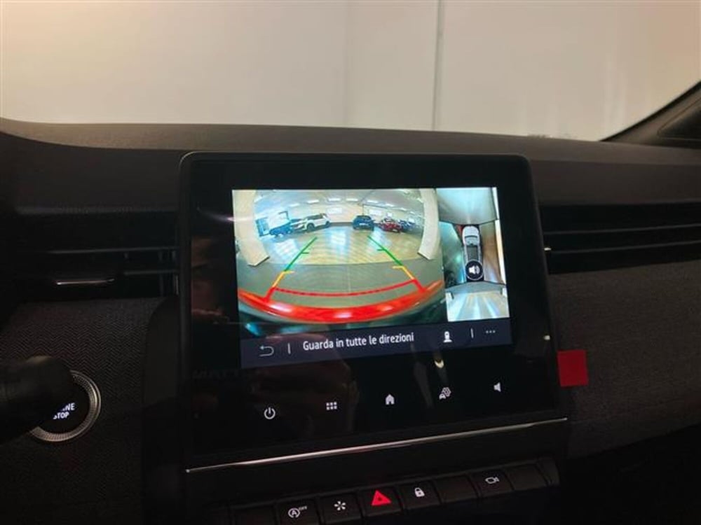 Renault Clio nuova a Como (14)