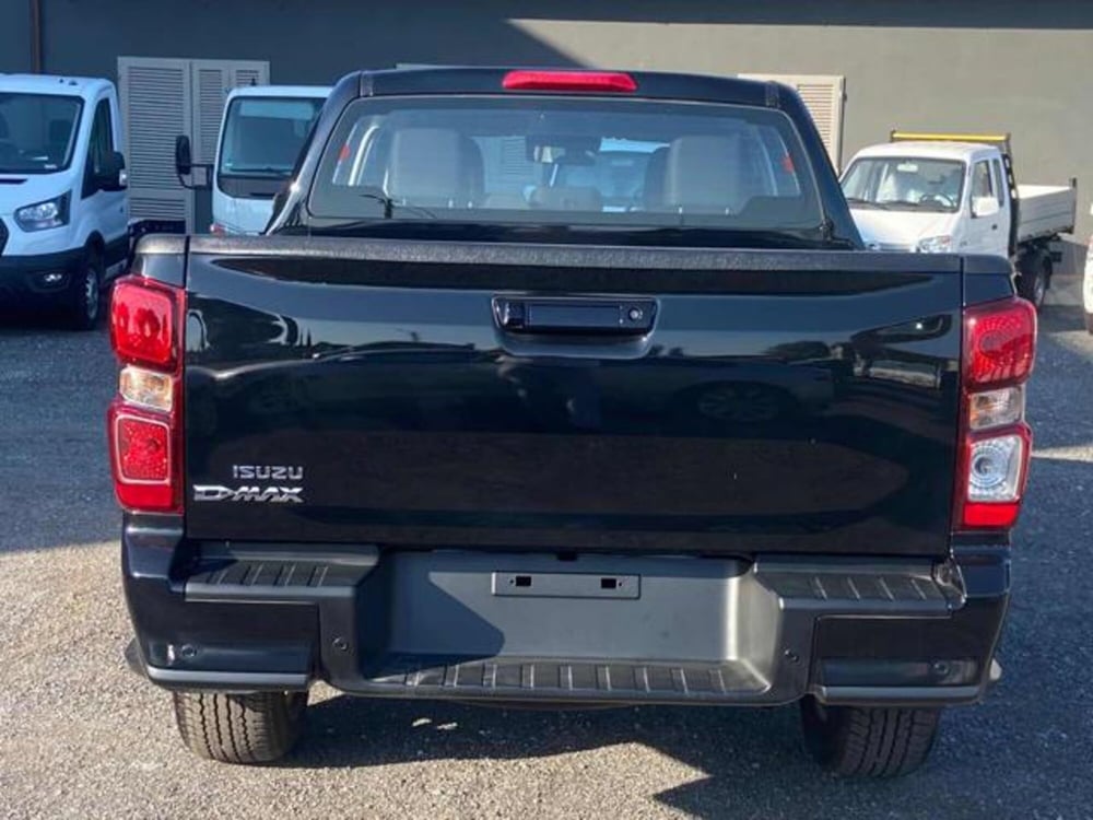 Isuzu D-Max Pick-up nuova a Lucca (10)