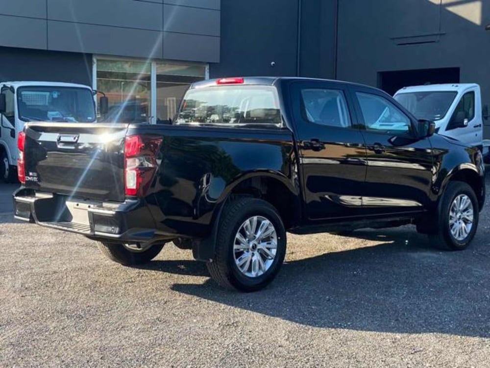Isuzu D-Max Pick-up nuova a Lucca (12)