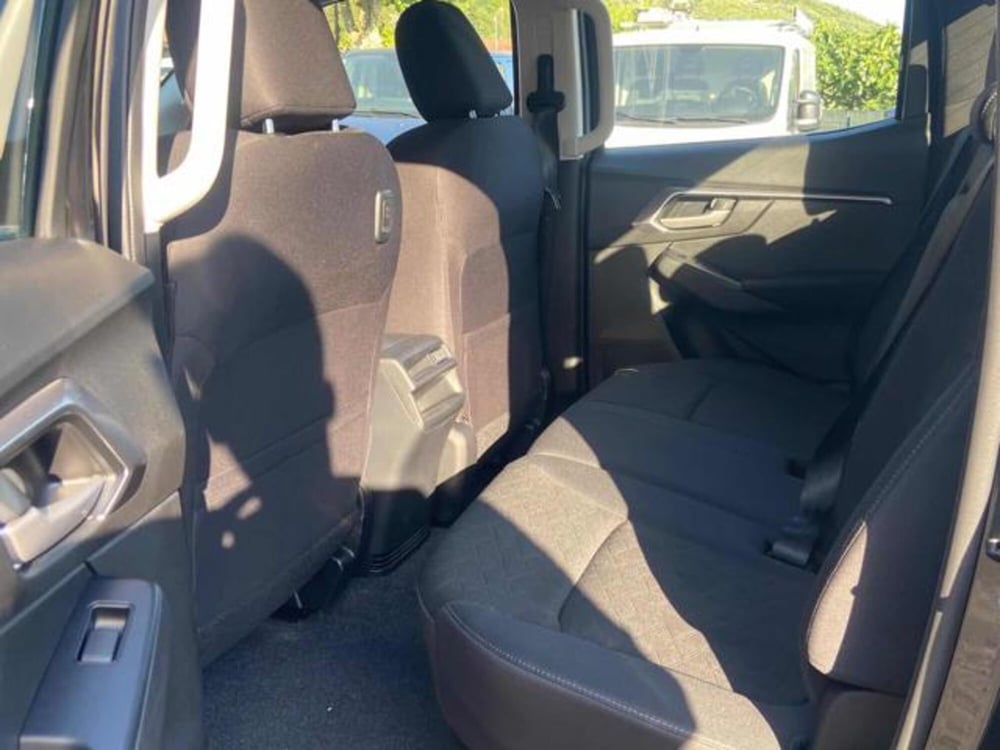Isuzu D-Max Pick-up nuova a Lucca (13)