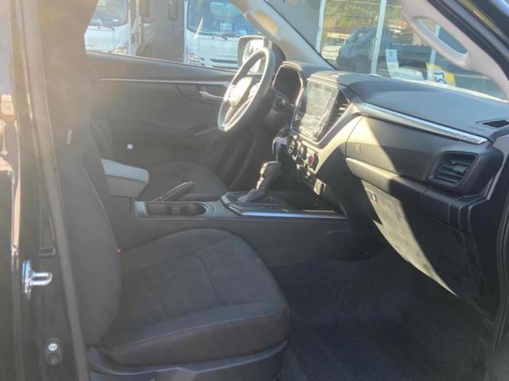 Isuzu D-Max Pick-up nuova a Lucca (17)