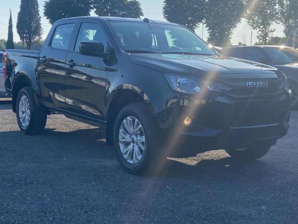 Isuzu D-Max Pick-up nuova a Lucca (8)
