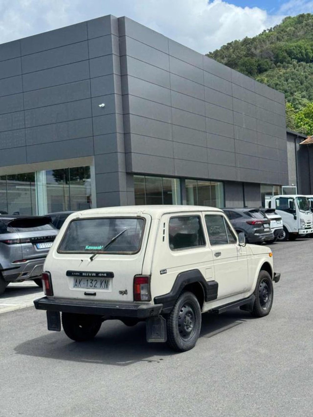 Lada Niva usata a Lucca (4)