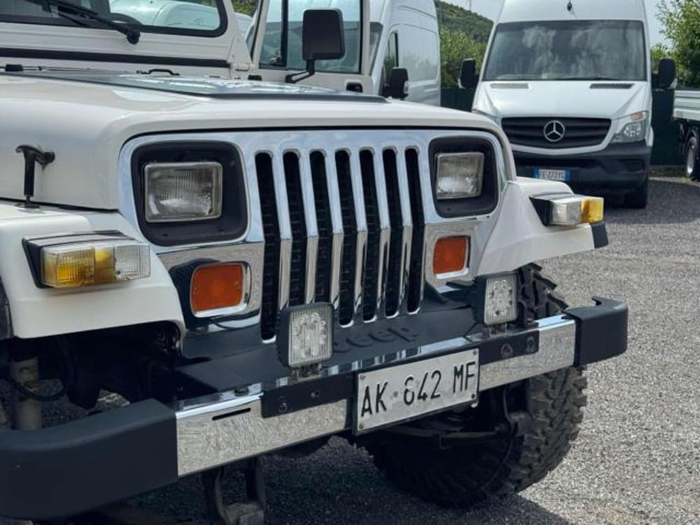 Jeep Wrangler usata a Lucca (8)