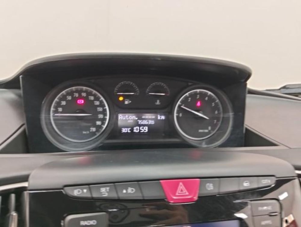 Lancia Ypsilon usata a Como (11)