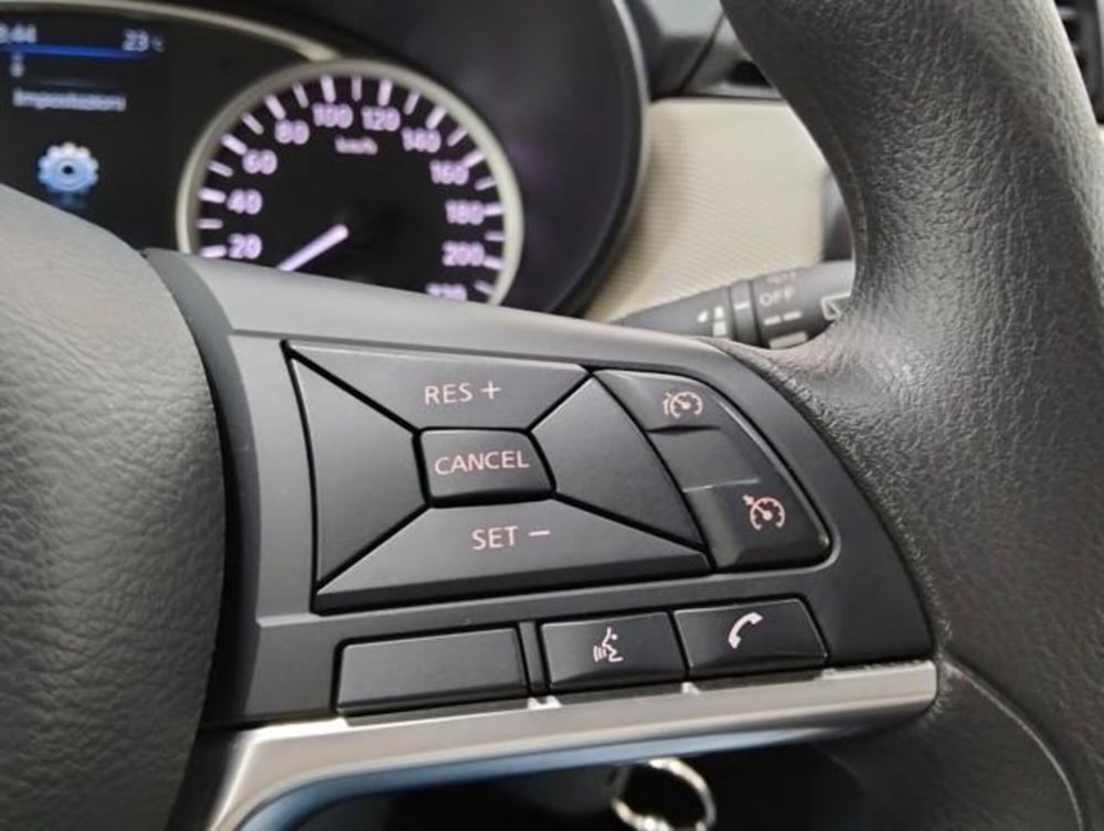 Nissan Micra usata a Como (11)