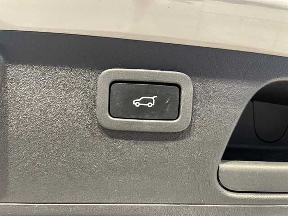 Jaguar E-Pace usata a Ravenna (12)