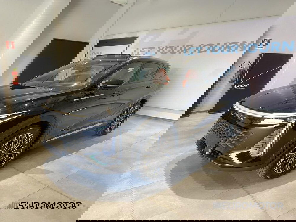 Omoda Omoda 9 SHS-P nuova a Bari