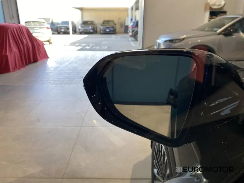 Omoda Omoda 9 SHS-P nuova a Bari (13)