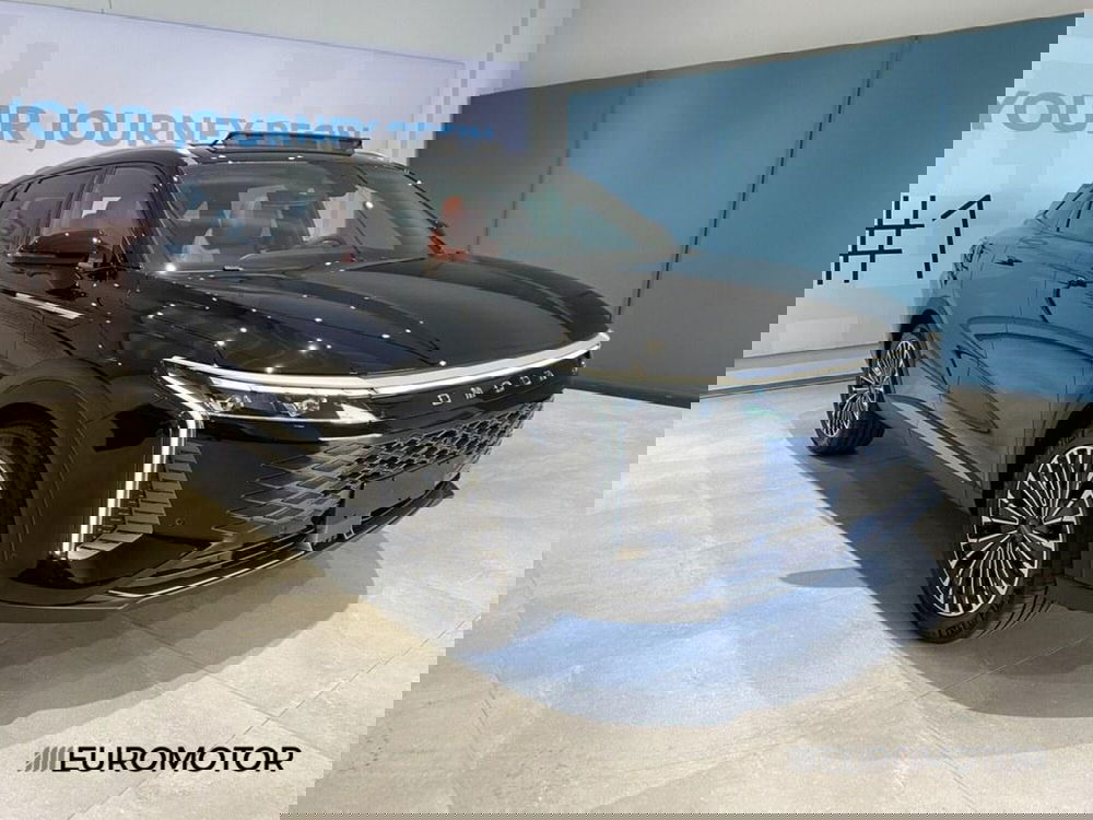 Omoda Omoda 9 SHS-P nuova a Bari (3)