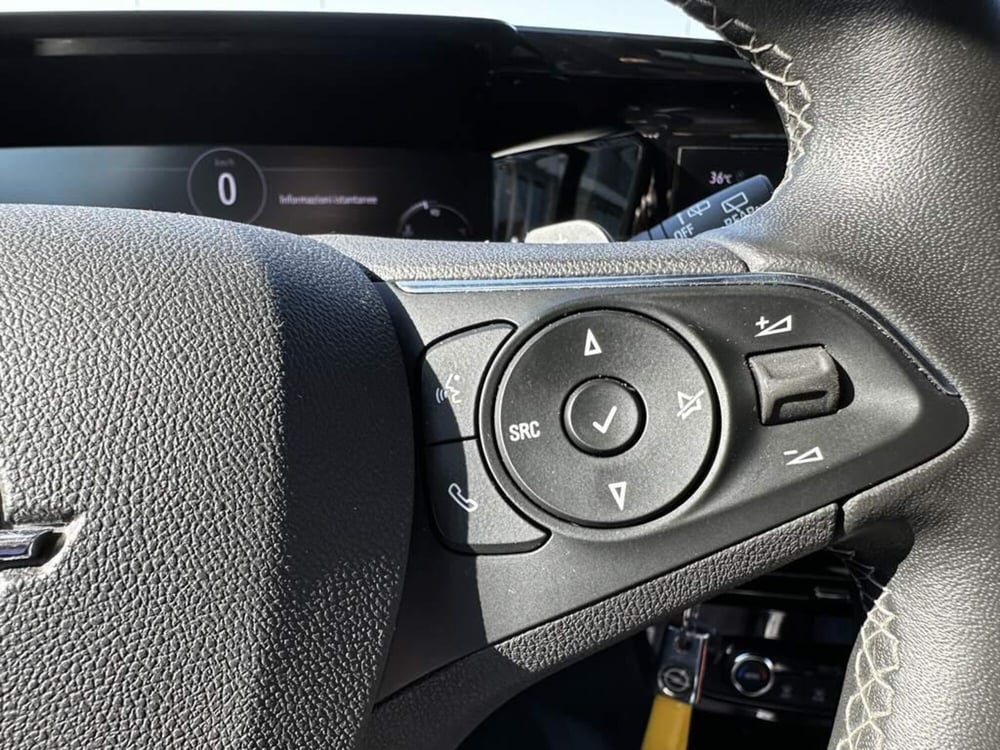 Opel Mokka usata a Torino (12)