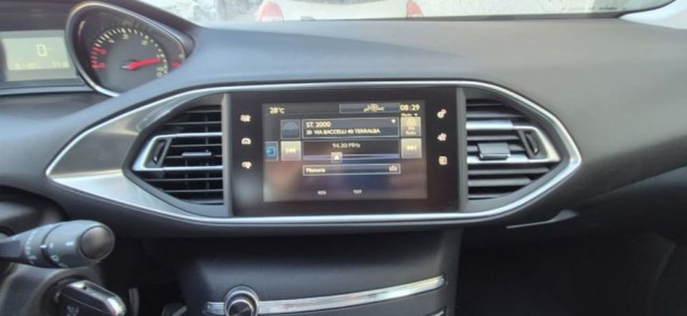 Peugeot 308 SW usata a Oristano (10)