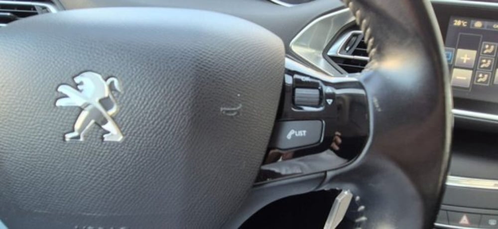 Peugeot 308 SW usata a Oristano (13)