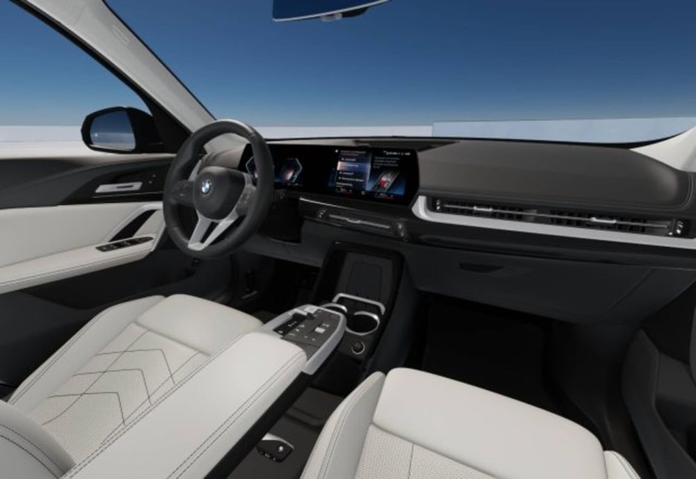 BMW X1 nuova a Modena (15)