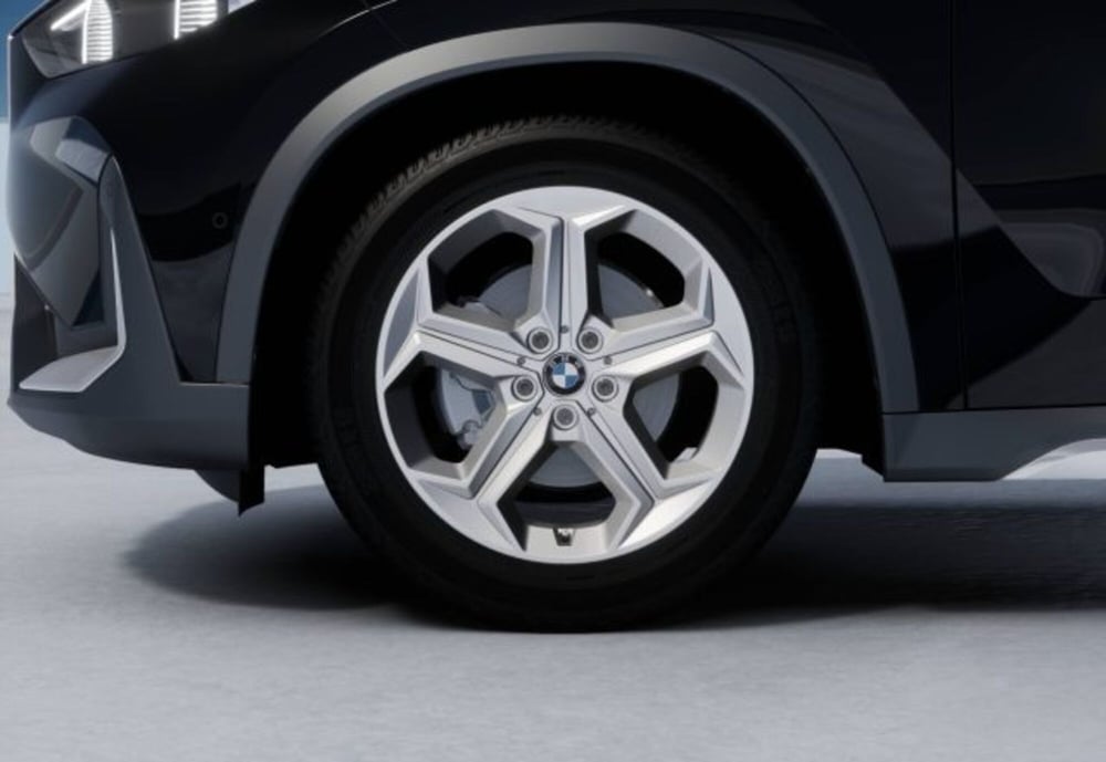 BMW X1 nuova a Modena (8)