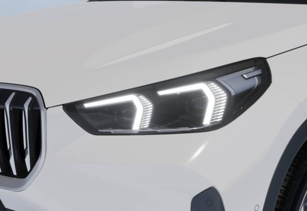 BMW X1 nuova a Modena (7)