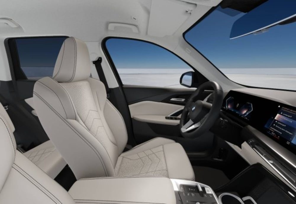 BMW X1 nuova a Modena (10)