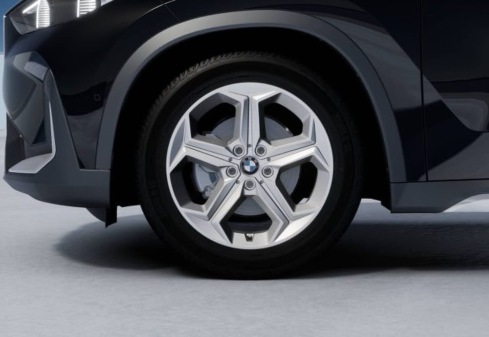 BMW X1 nuova a Modena (8)