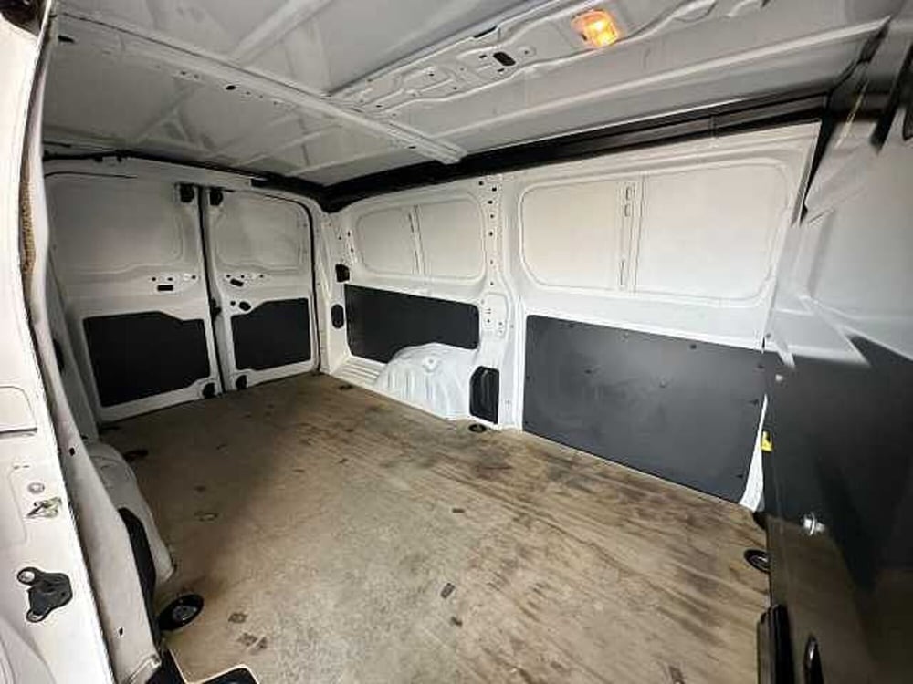 Opel Vivaro Furgone usata a Venezia (8)
