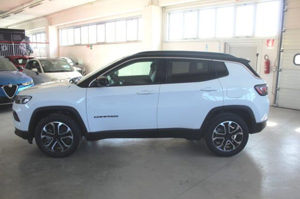 Jeep Compass nuova a Terni (3)