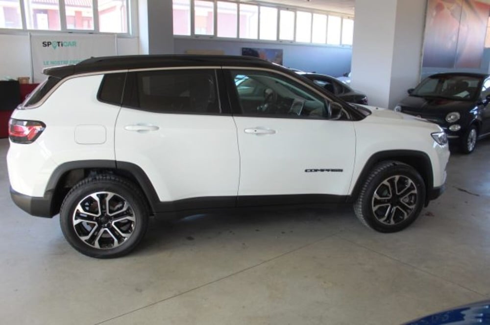 Jeep Compass nuova a Terni (6)