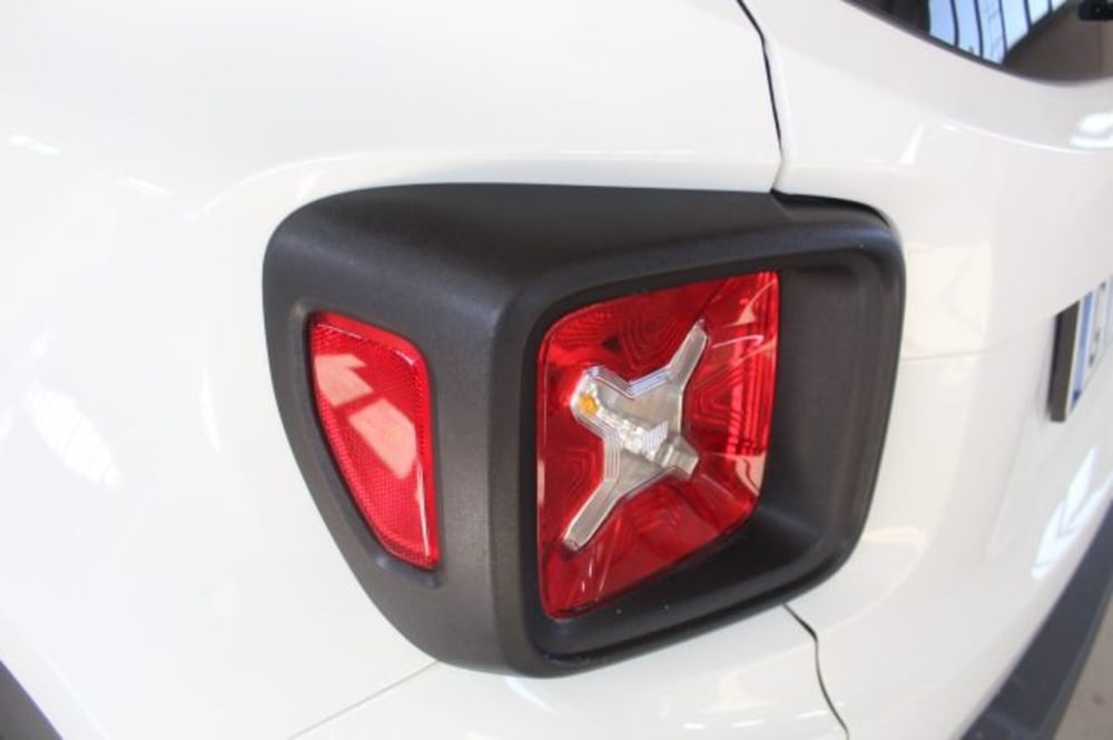 Jeep Renegade usata a Terni (16)