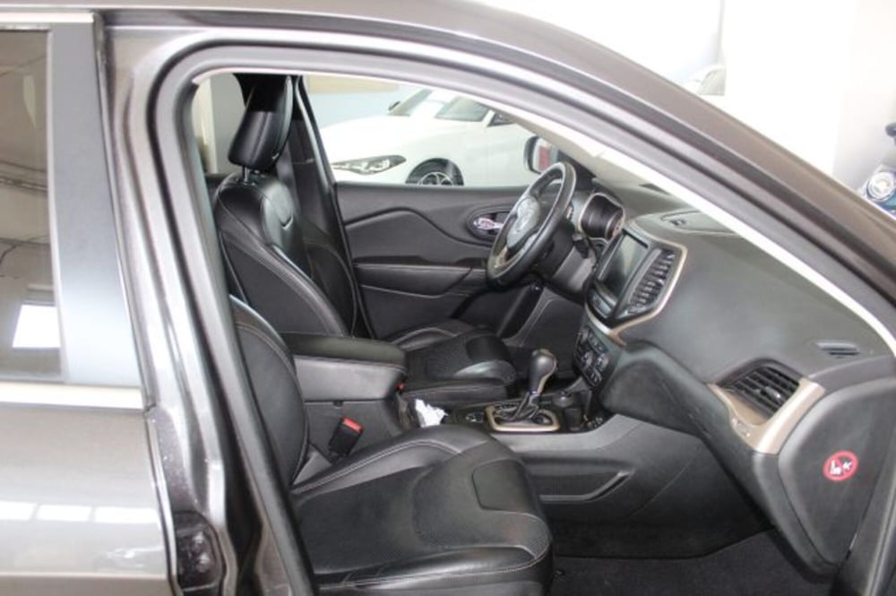 Jeep Cherokee usata a Terni (8)
