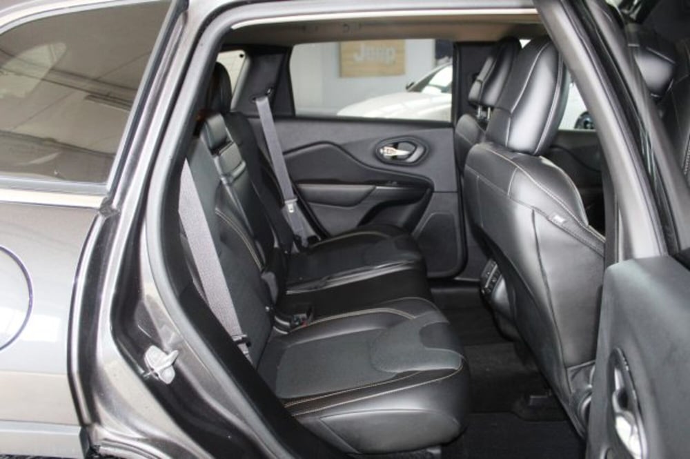 Jeep Cherokee usata a Terni (9)