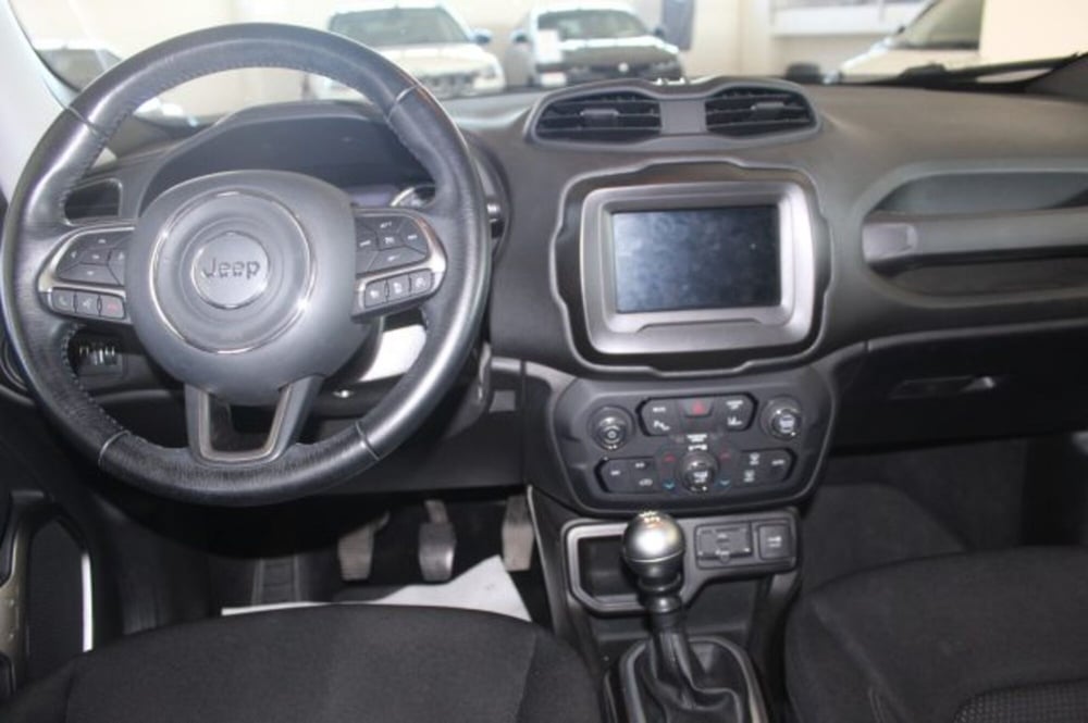Jeep Renegade usata a Terni (11)